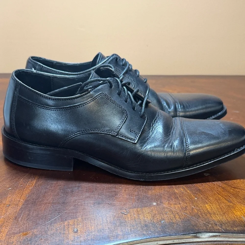 Johnston‎ & Murphy Black Leather Oxfords